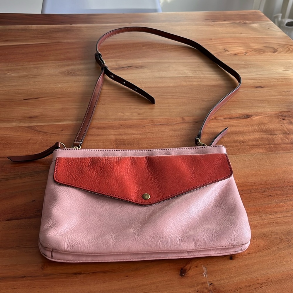 Fossil leather handbag with removable shoulder strap